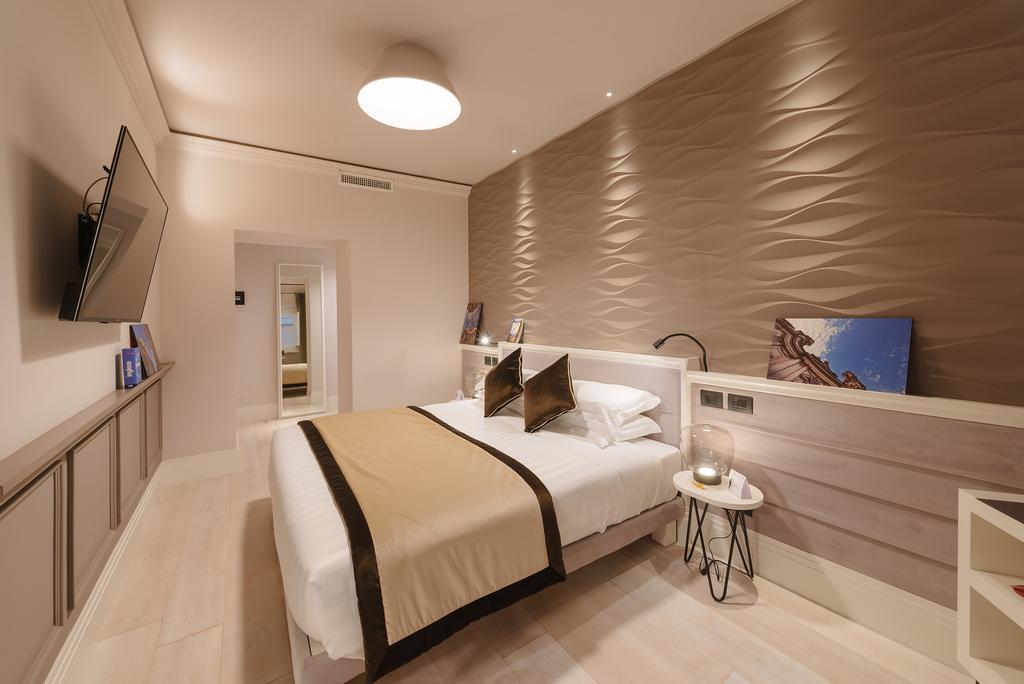 Rhea Silvia Luxury Navona Hotel Рим Екстериор снимка