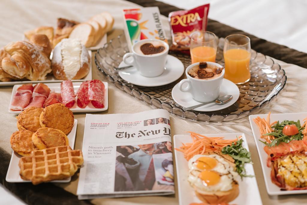 Rhea Silvia Luxury Navona Hotel Рим Екстериор снимка