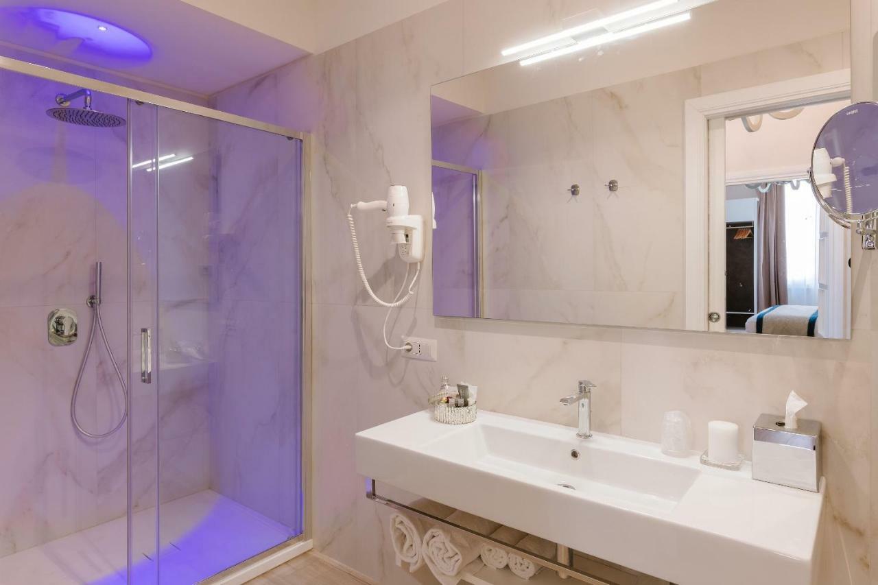 Rhea Silvia Luxury Navona Hotel Рим Екстериор снимка